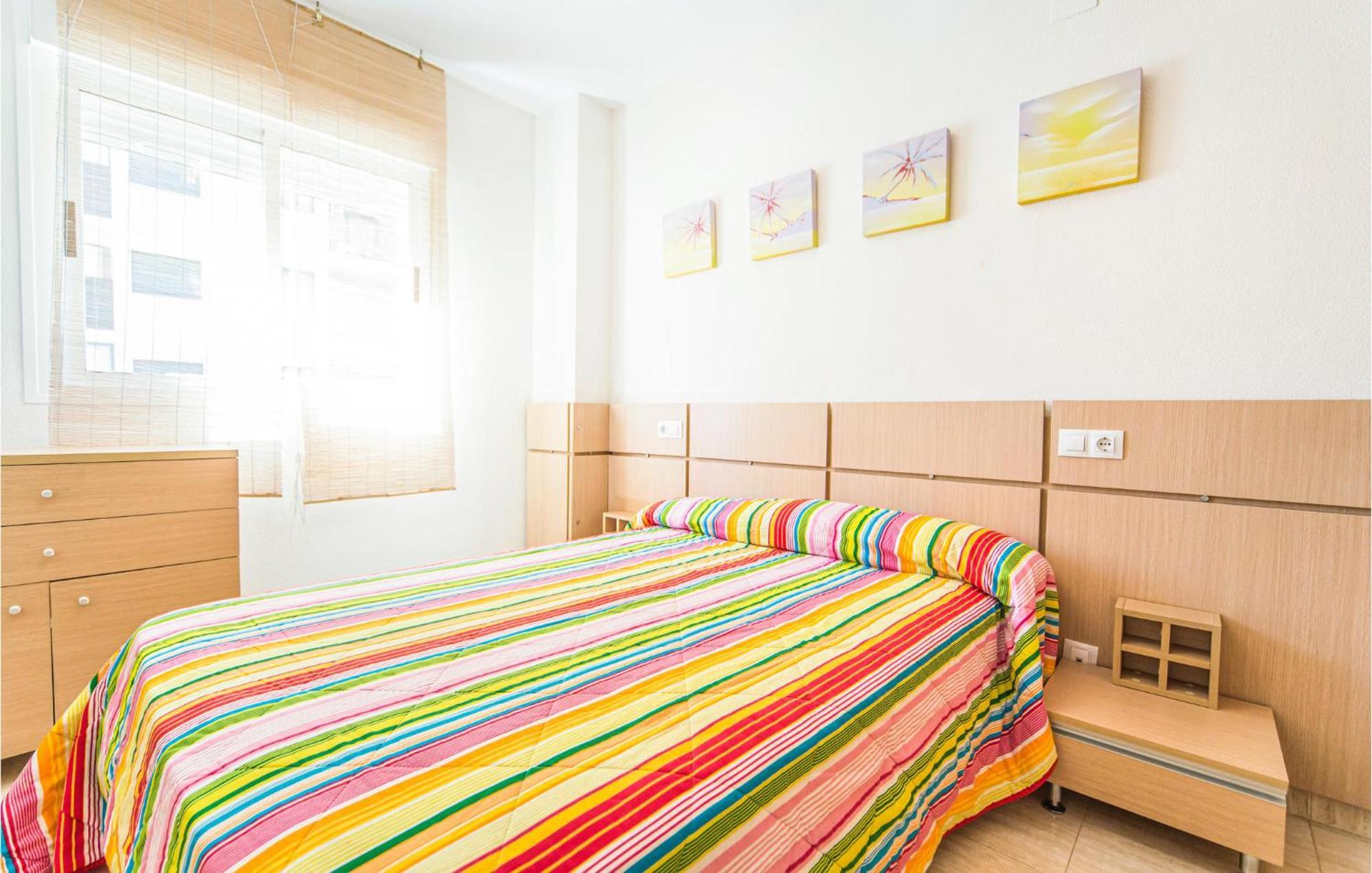 2 Bedroom Lovely Apartment In 奥罗佩萨德尔马 外观 照片